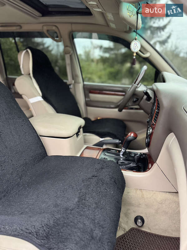 Внедорожник / Кроссовер Lexus LX 2002 в Надворной