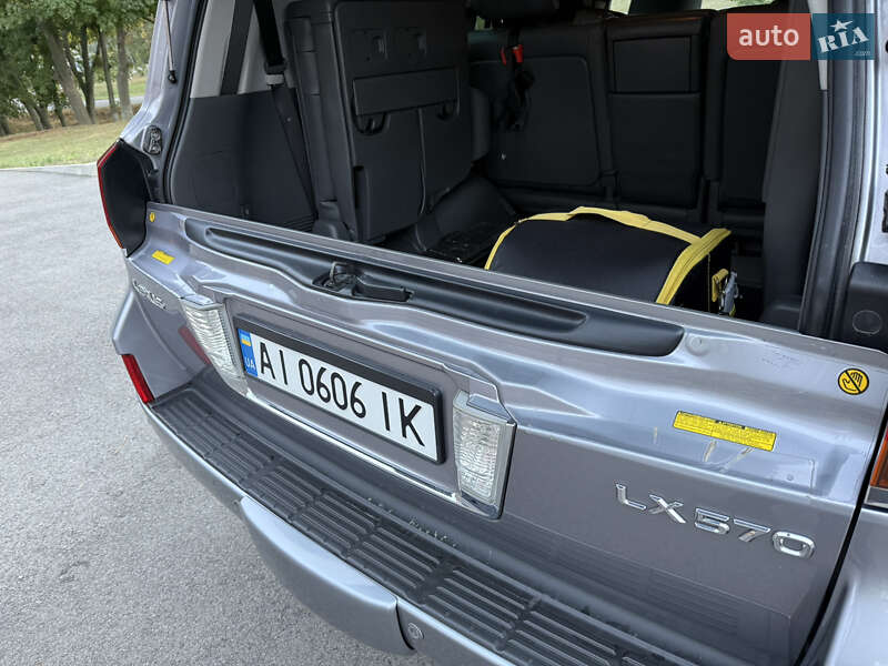 Внедорожник / Кроссовер Lexus LX 2008 в Умани фото 8 Внедорожник / Кроссовер Lexus LX 2008 в Умани