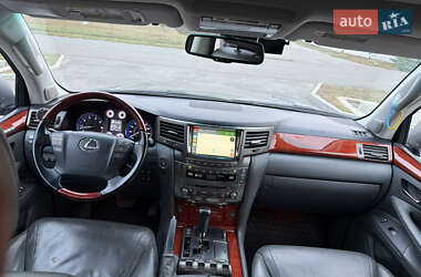 Позашляховик / Кросовер Lexus LX 2008 в 