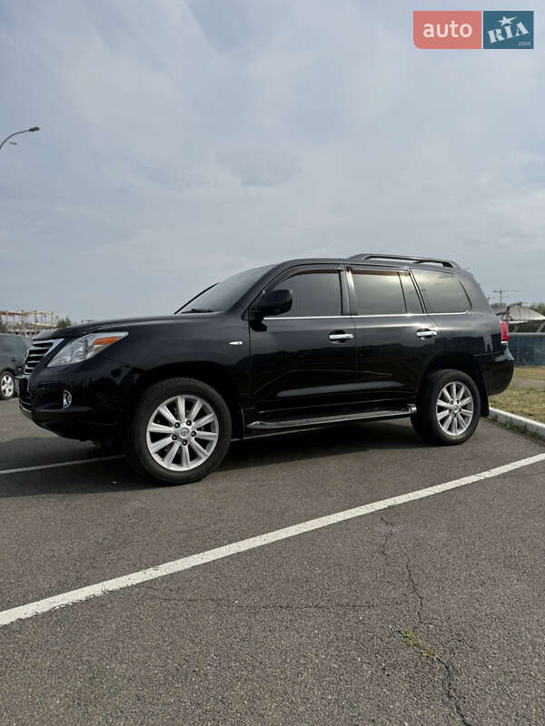 Позашляховик / Кросовер Lexus LX 2008 в Києві