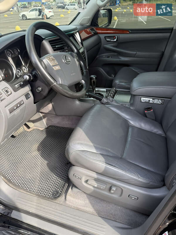 Позашляховик / Кросовер Lexus LX 2008 в Києві