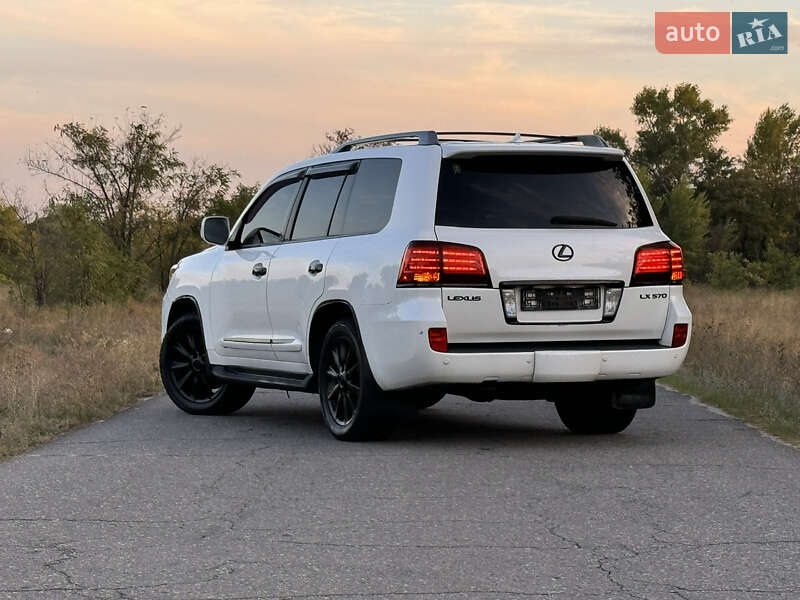 Внедорожник / Кроссовер Lexus LX 2008 в Днепре