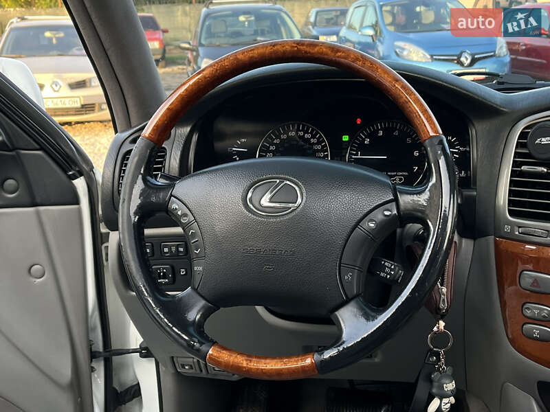 Внедорожник / Кроссовер Lexus LX 2006 в Харькове