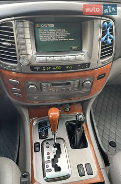 Позашляховик / Кросовер Lexus LX 2007 в  фото 21 Позашляховик / Кросовер Lexus LX 2007 в