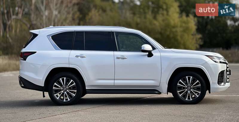Внедорожник / Кроссовер Lexus LX 2022 в Киеве