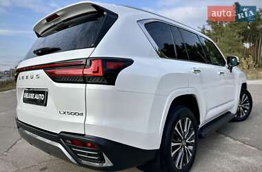 Позашляховик / Кросовер Lexus LX 2022 в 