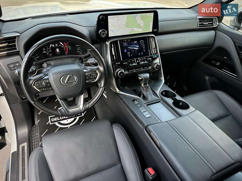 Внедорожник / Кроссовер Lexus LX 2022 в Киеве