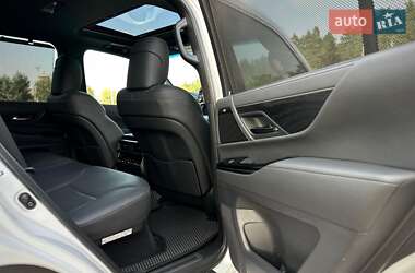 Позашляховик / Кросовер Lexus LX 2022 в 