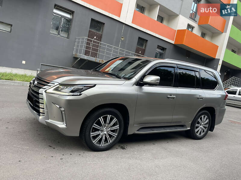 Внедорожник / Кроссовер Lexus LX 2019 в 