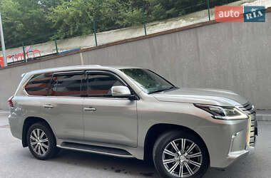 Внедорожник / Кроссовер Lexus LX 2019 в 