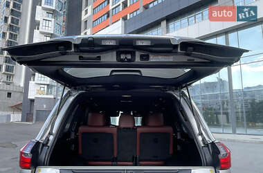 Внедорожник / Кроссовер Lexus LX 2019 в 