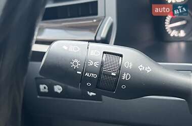 Позашляховик / Кросовер Lexus LX 2018 в 
