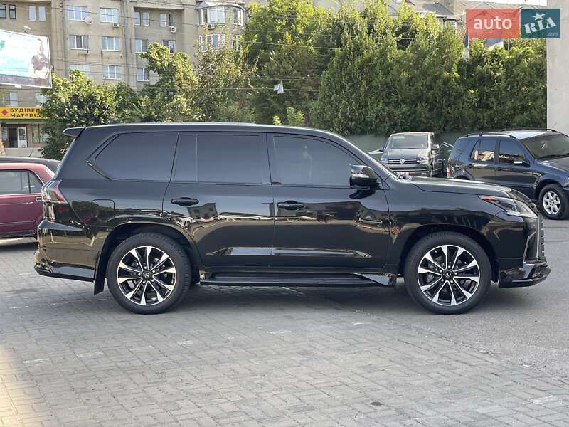 Внедорожник / Кроссовер Lexus LX 2021 в Черновцах
