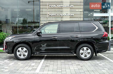 Внедорожник / Кроссовер Lexus LX 2017 в 