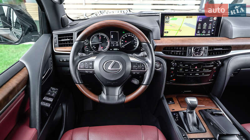 Внедорожник / Кроссовер Lexus LX 2017 в Львове фото 9 Внедорожник / Кроссовер Lexus LX 2017 в Львове