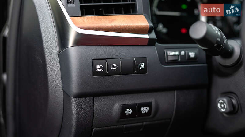 Внедорожник / Кроссовер Lexus LX 2017 в Львове фото 18 Внедорожник / Кроссовер Lexus LX 2017 в Львове