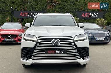 Внедорожник / Кроссовер Lexus LX 2023 в 