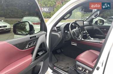 Внедорожник / Кроссовер Lexus LX 2023 в 