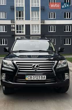 Позашляховик / Кросовер Lexus LX 2015 в 