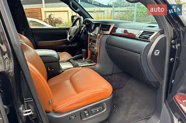 Позашляховик / Кросовер Lexus LX 2014 в 