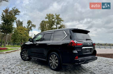 Внедорожник / Кроссовер Lexus LX 2019 в 