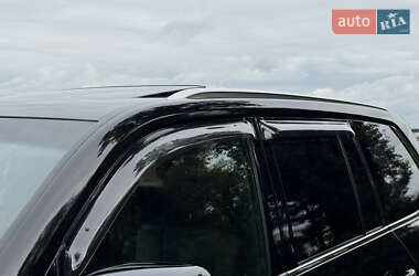 Внедорожник / Кроссовер Lexus LX 2019 в 