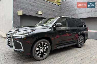 Позашляховик / Кросовер Lexus LX 2021 в 