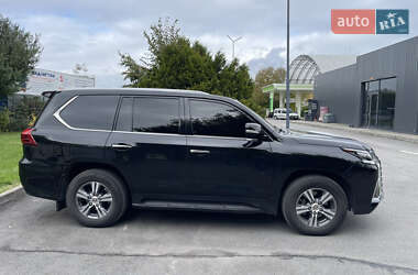 Внедорожник / Кроссовер Lexus LX 2019 в 