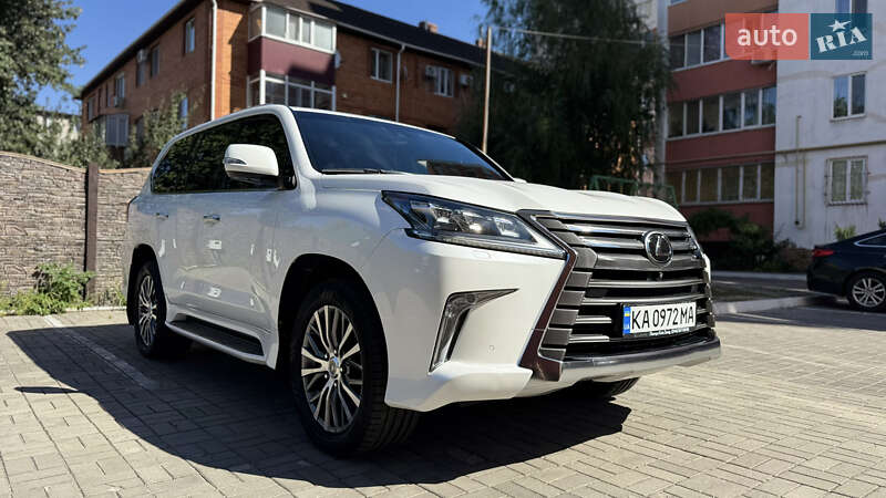 Внедорожник / Кроссовер Lexus LX 2017 в Кременчуге