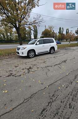 Позашляховик / Кросовер Lexus LX 2011 в 