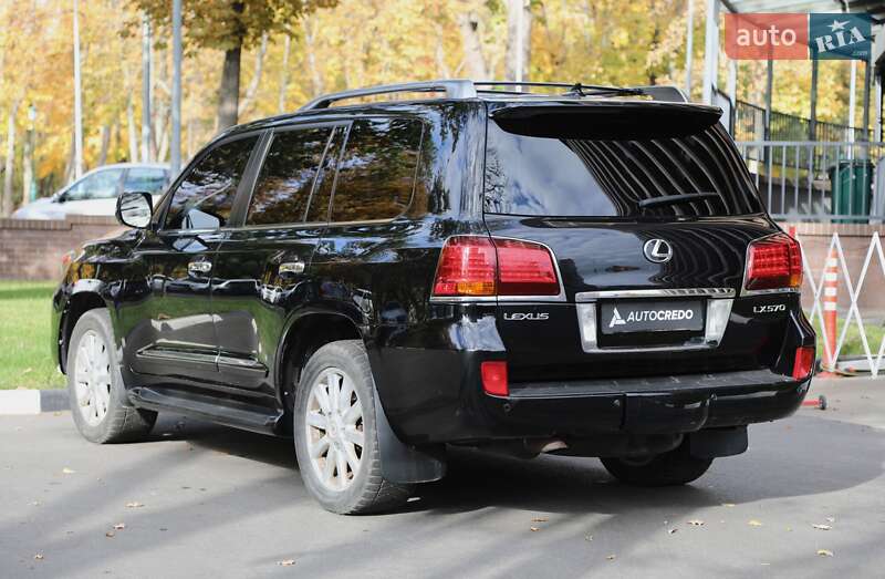 Внедорожник / Кроссовер Lexus LX 2010 в Харькове