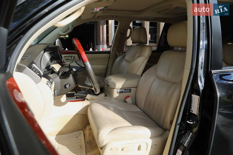 Внедорожник / Кроссовер Lexus LX 2010 в Харькове