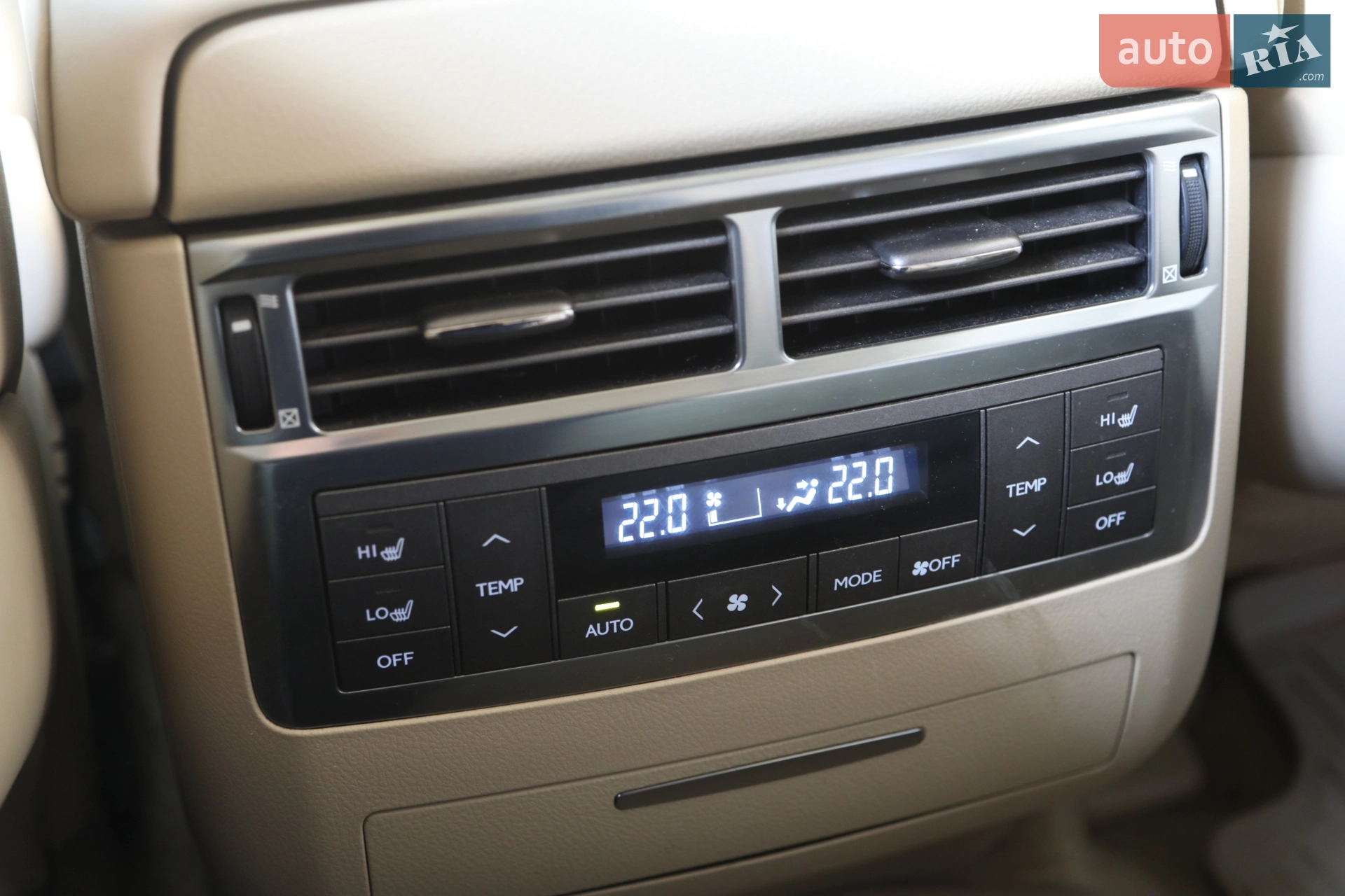 2010 Lexus LX - мініатюра 20