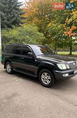 Позашляховик / Кросовер Lexus LX 2005 в 
