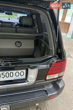 Позашляховик / Кросовер Lexus LX 2005 в 