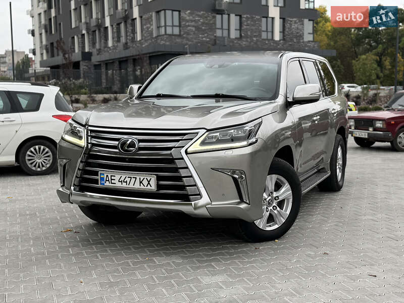 Lexus LX 2016
