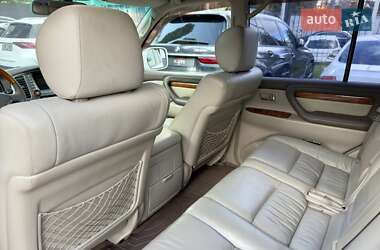 Позашляховик / Кросовер Lexus LX 2006 в 