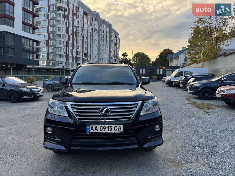 Внедорожник / Кроссовер Lexus LX 2010 в Львове