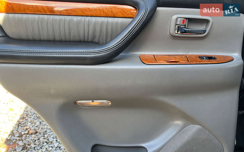 Позашляховик / Кросовер Lexus LX 2006 в Коломиї фото 25 Позашляховик / Кросовер Lexus LX 2006 в Коломиї