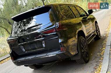 Позашляховик / Кросовер Lexus LX 2017 в 