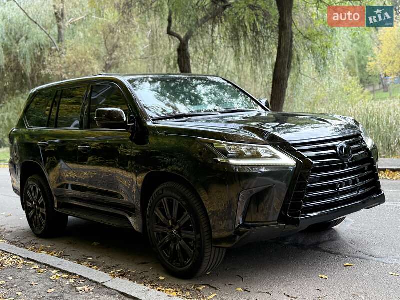 Lexus LX 2017