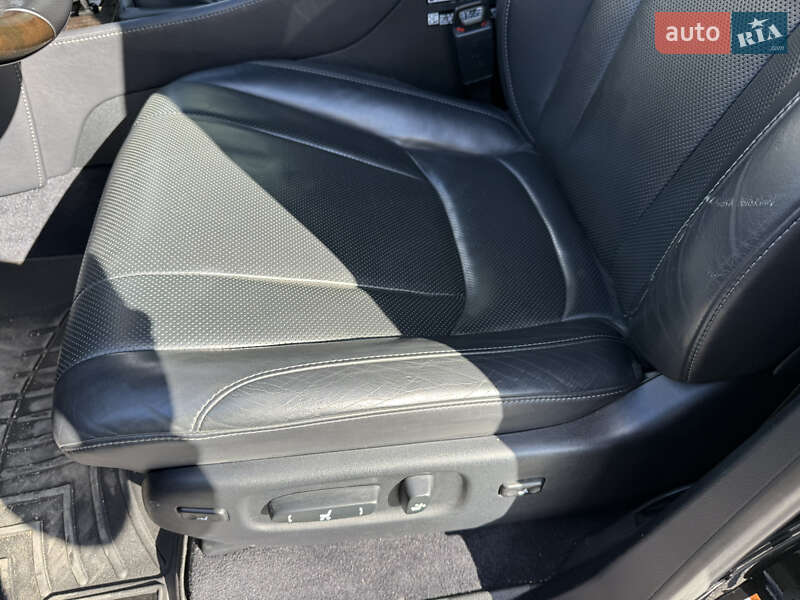 Внедорожник / Кроссовер Lexus LX 2017 в Умани фото 16 Внедорожник / Кроссовер Lexus LX 2017 в Умани