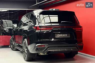 Позашляховик / Кросовер Lexus LX 2022 в 