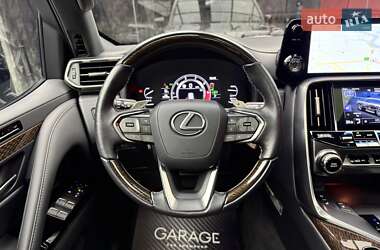 Позашляховик / Кросовер Lexus LX 2022 в 