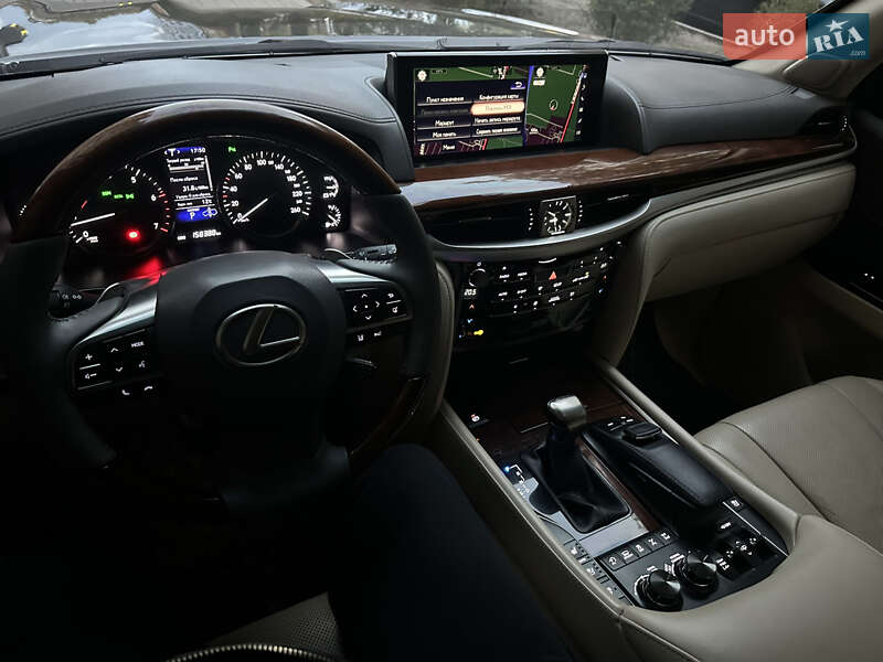 Позашляховик / Кросовер Lexus LX 2018 в Дніпрі фото 34 Позашляховик / Кросовер Lexus LX 2018 в Дніпрі
