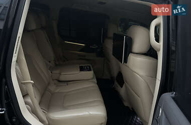Позашляховик / Кросовер Lexus LX 2018 в 