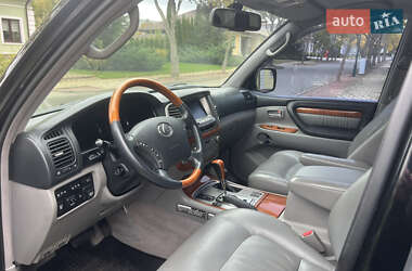 Позашляховик / Кросовер Lexus LX 2006 в 