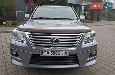 Позашляховик / Кросовер Lexus LX 2010 в 