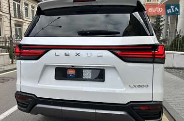 Позашляховик / Кросовер Lexus LX 2022 в 