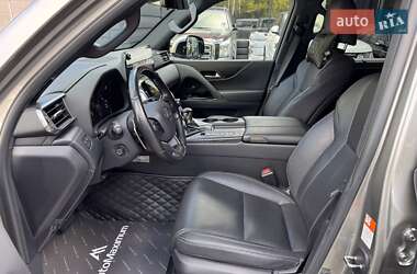 Позашляховик / Кросовер Lexus LX 2022 в 